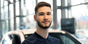 Julian Sell - Automobilkaufmann in Ausbildung