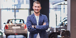 Sascha Balaban- Verkaufsberater MINI- Standort Ludwigsburg Sascha Balaban- Verkaufsberater MINI- Standort Ludwigsburg
