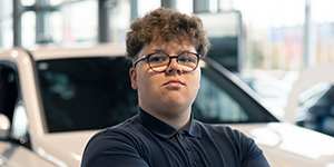Sebastian Feiler - Automobilkaufmann in Ausbildung Sebastian Feiler - Automobilkaufmann in Ausbildung