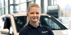 Veronika Niklas - Automobilkauffrau in Ausbildung