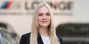 Veronika Fischbuch - Marketing/Socialmedia Mitarbeiterin - Standort Heilbronn Veronika Fischbuch - Marketing/Socialmedia Mitarbeiterin - Standort Heilbronn