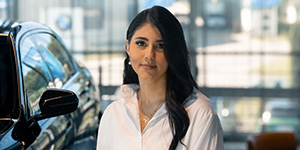 Yasmin Bektas Automobilkauffrau in Ausbildung